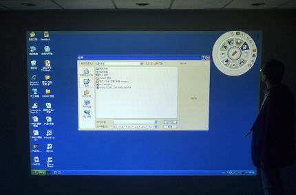 BenQ TW820ST投影機與PointWrite紅外互動模塊 多點觸控互動教學的最佳拍檔